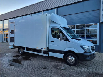Veículo comercial MERCEDES-BENZ Sprinter 513