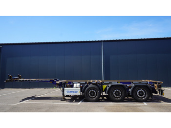 Semi-reboque transportador de contêineres/ Caixa móvel KRONE