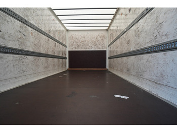 Camião furgão Volvo FL 210 CLOSED BOX 665.200KM: foto 5