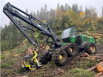 Harvester JOHN DEERE