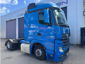 Tractor MERCEDES-BENZ Actros 1842