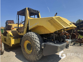 Compactador Bomag BW213 D-3: foto 3