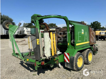 Enfardadeira de fardos redondos John Deere 744: foto 2