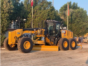 Motoniveladora CATERPILLAR 14