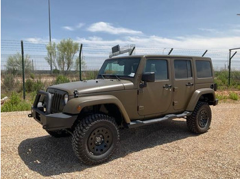 Automóvel JEEP