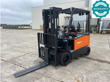 Empilhadeira elétrica DOOSAN
