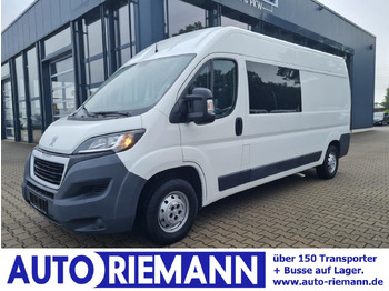 Furgão compacto PEUGEOT Boxer