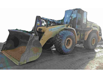Pá carregadora de rodas NEW HOLLAND W270