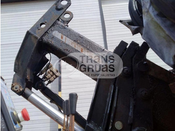 Grua para camião por Camião Grúa HMF1820 solo para recambios: foto 3 Grua para camião por Camião Grúa HMF1820 solo para recambios: foto 3