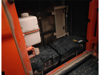 Escavadora de rastos Doosan DX 530 LC-5: foto 5