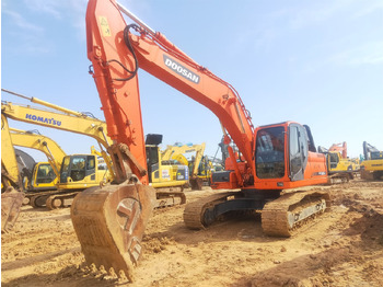 Escavadora de rastos DOOSAN DX225LC