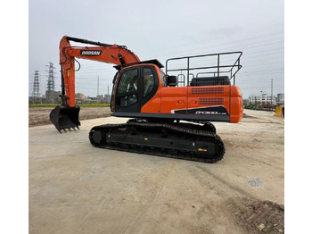 Escavadora de rastos DOOSAN DX300