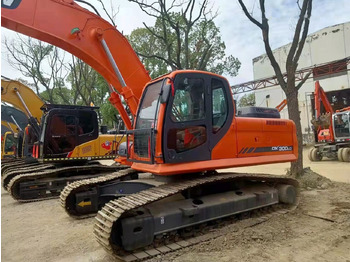 Escavadora de rastos DOOSAN DX300