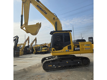 Escavadeira KOMATSU PC200-8