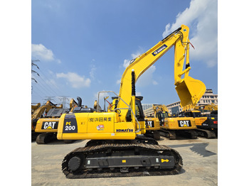 Escavadeira KOMATSU PC200-8