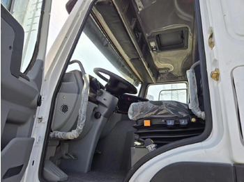 Camião basculante Sinotruk HOWO 6*4 Dump truck: foto 2