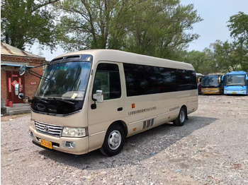 Minibus TOYOTA