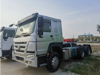 Tractor SINOTRUK HOWO