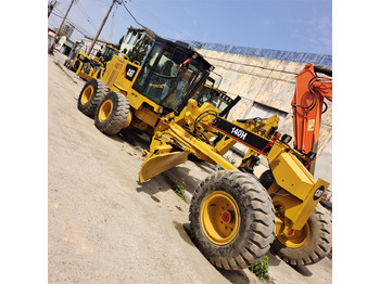 Motoniveladora CATERPILLAR 140H