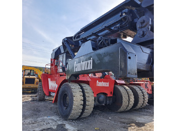 Reachstacker porta contentores FANTUZZI