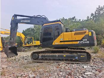 Escavadora de rastos HYUNDAI