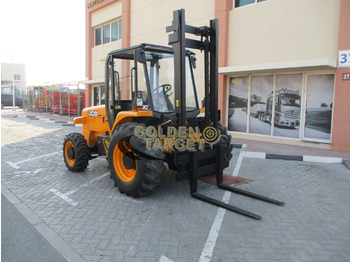 Empilhadeira a diesel JCB