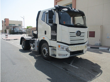 Tractor FAW