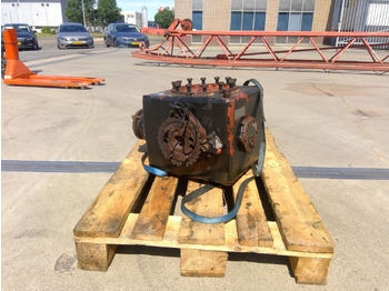 Diferencial por Grua móvel Grove GMK 3055 diff box axle 1: foto 2