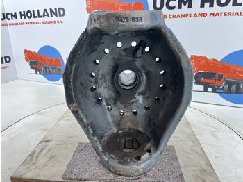 Manga de eixo por Guindaste Liebherr LTM 1070-4.2 Steering knuckle 16 holes axle 3: foto 5