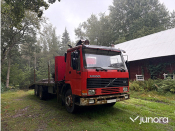 Camião transporte de veículos VOLVO FL10