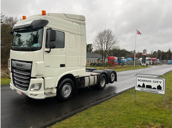 Tractor DAF XF 530