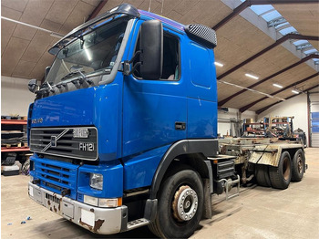Camião multibenne VOLVO FH12 420