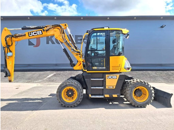 Escavadeira de rodas JCB