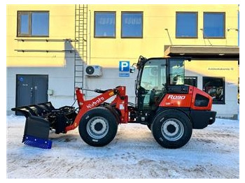 Pá carregadora de rodas KUBOTA R090