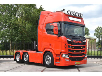 Tractor SCANIA R 450