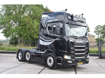 Tractor SCANIA R 520