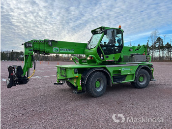 Empilhador telescópico MERLO