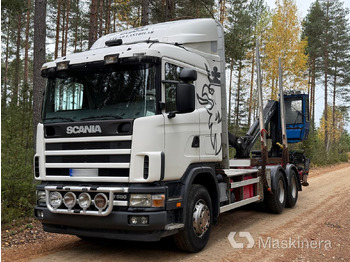 Camião de transporte de madeira SCANIA R164