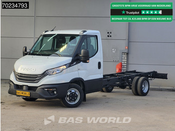 Veículo comercial IVECO Daily 35c18