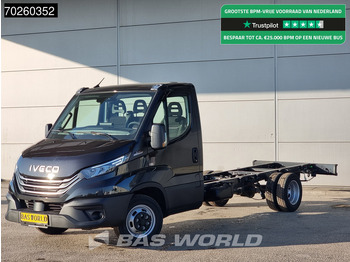 Veículo comercial IVECO Daily 35c21