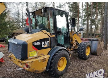 Pá carregadora de rodas CATERPILLAR 906M