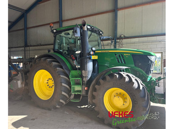 Trator JOHN DEERE 6215R