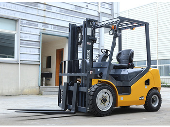 XCMG Brand Fd30t 4wd Forklift Truck 3 ton New Diesel Forklift Price - Empilhadeira a diesel: foto 1 XCMG Brand Fd30t 4wd Forklift Truck 3 ton New Diesel Forklift Price - Empilhadeira a diesel: foto 1