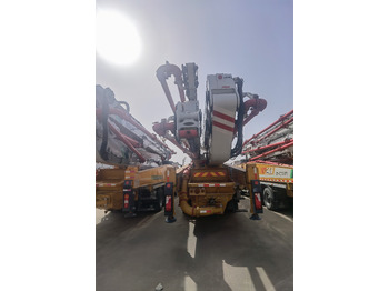 Autobomba de betão XCMG Official Used Diesel Concrete Pump 62m HB62V Truck-mounted Concrete Pump Hot Sale: foto 5