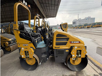 Compactador pequeno de asfalto XCMG small XD120 Double Drum Vibratory Road Roller: foto 4