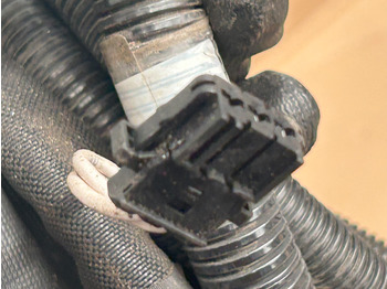 Cables/ Wire harness DAF XF 106 ELECTRICAL HARNESS: foto 5 Cables/ Wire harness DAF XF 106 ELECTRICAL HARNESS: foto 5