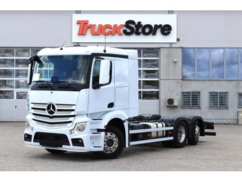 Camião chassi MERCEDES-BENZ Actros 2543