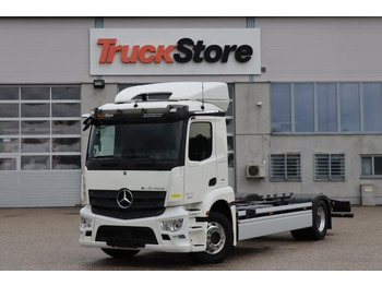 Camião chassi MERCEDES-BENZ eActros