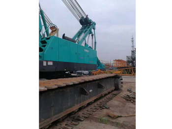 Guindaste sobre esteiras KOBELCO