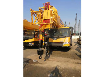 Grua móvel XCMG QY70K